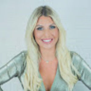 Meet your Posher, Robyn